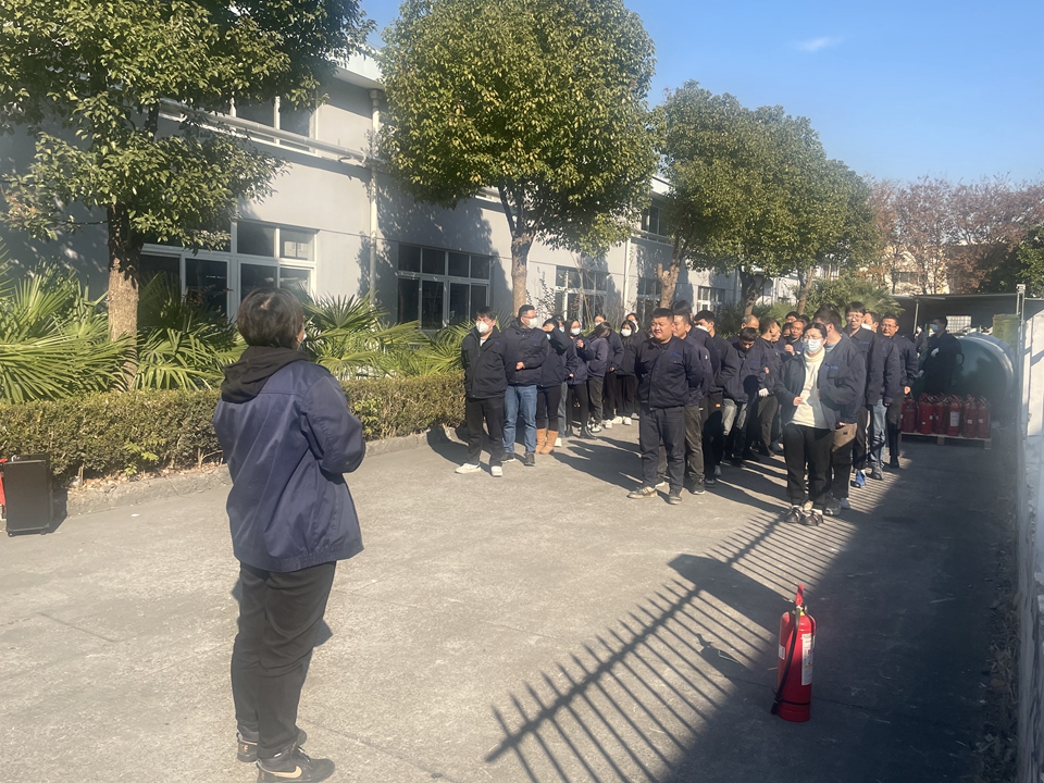 德蒙壓縮機全體員工參與消防演練,打造安全工作場所